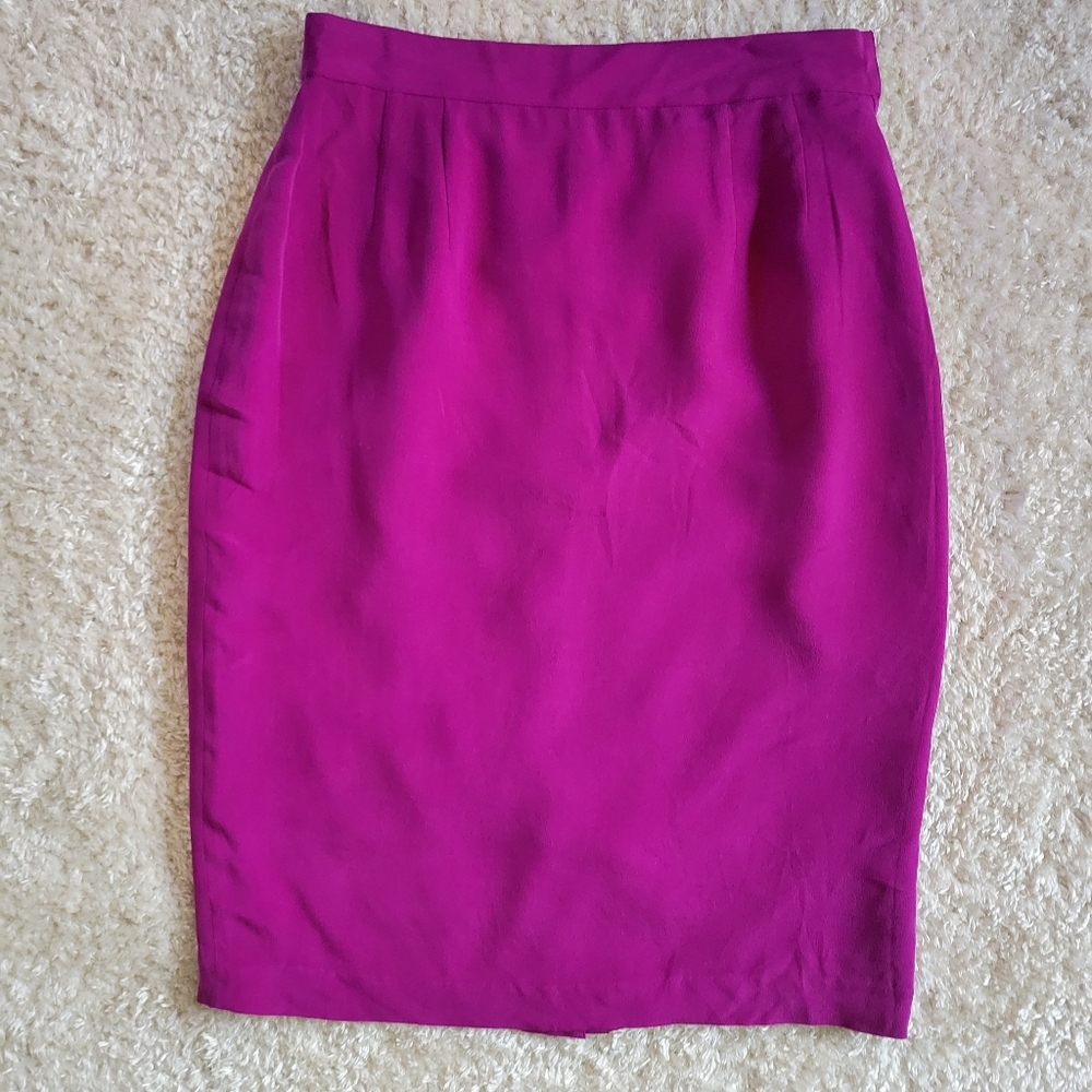 100% silk purple skirt with side zipper size 12
